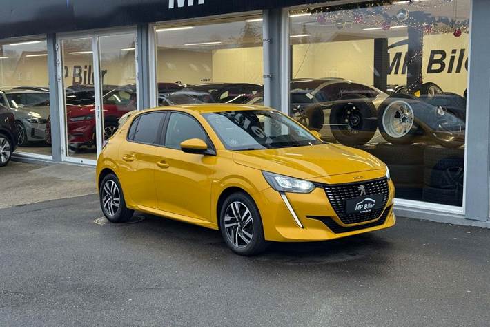 Gul Peugeot 208 fra 2021