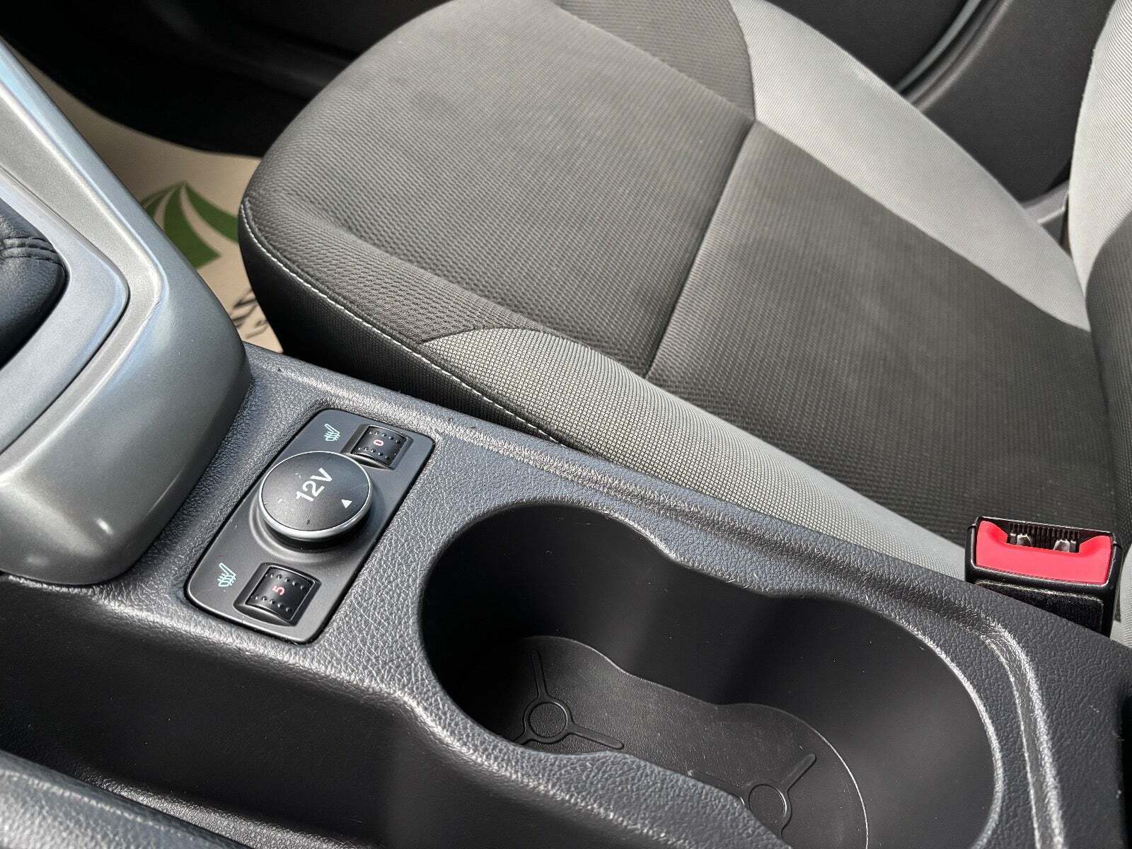 Hvid Ford Focus fra 2011