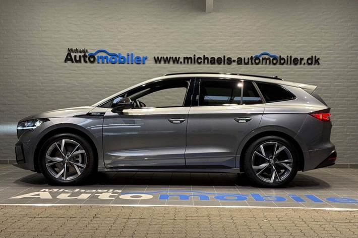 Grå Skoda Enyaq fra 2025