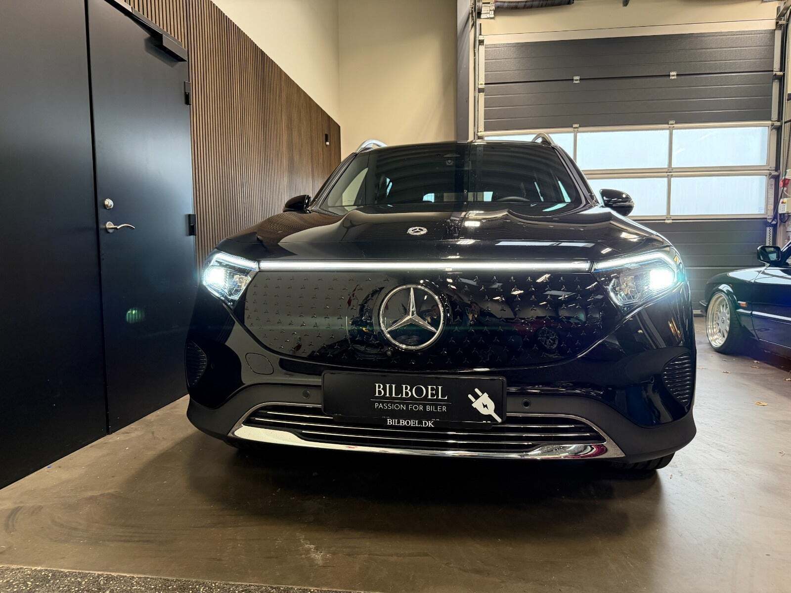 Mercedes EQB300 Progressive Advance 4Matic