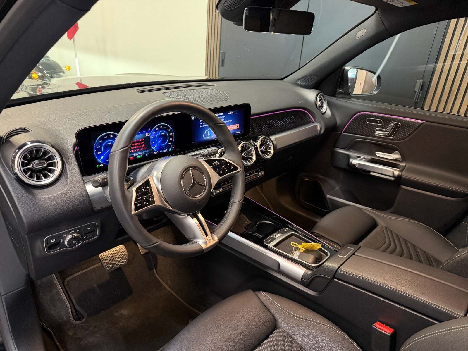 Mercedes EQB300 Progressive Advance 4Matic