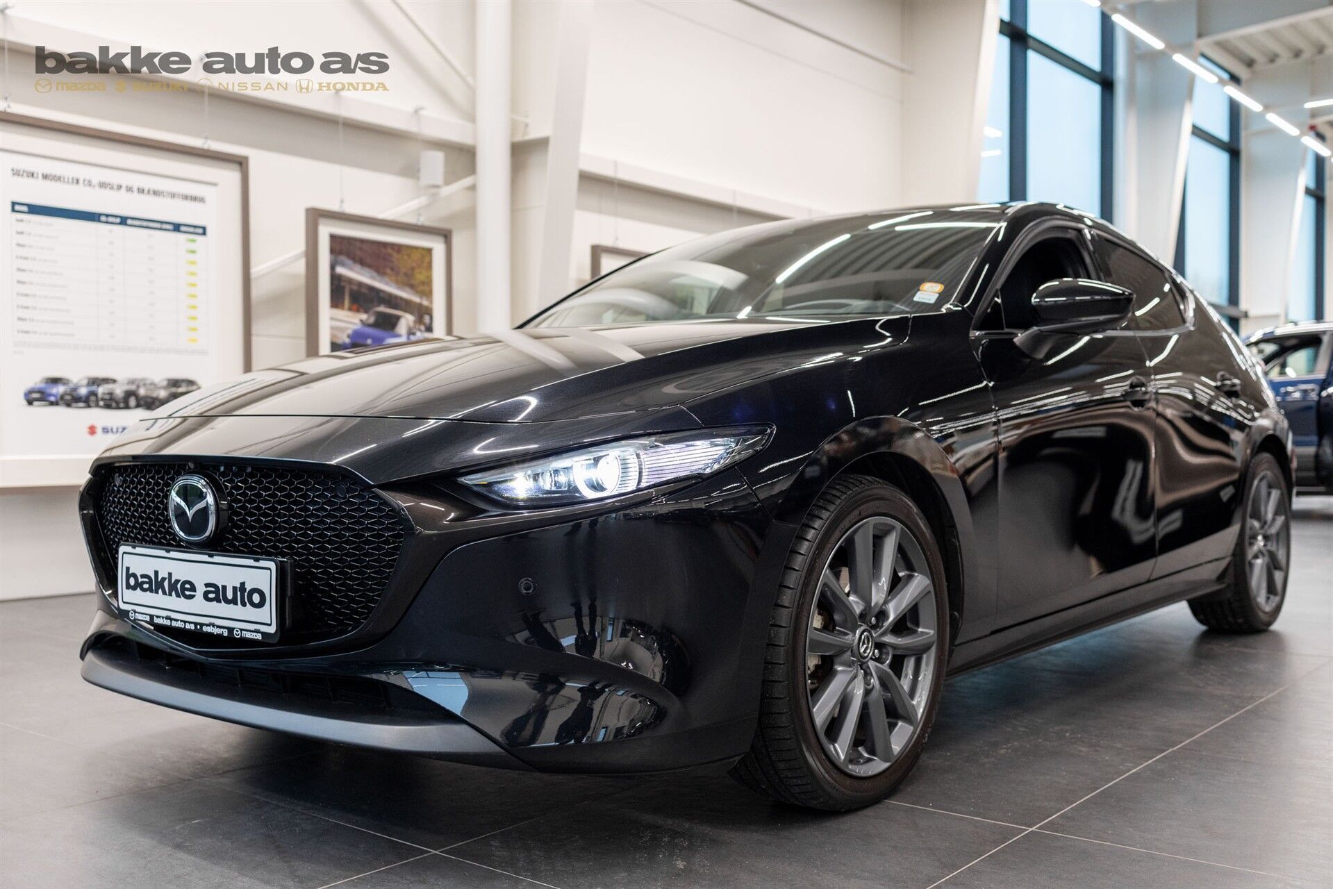 Mazda 3 2,0 Skyactiv-G  Mild hybrid Cosmo m. Technology Pack 150HK 5d 6g Aut.