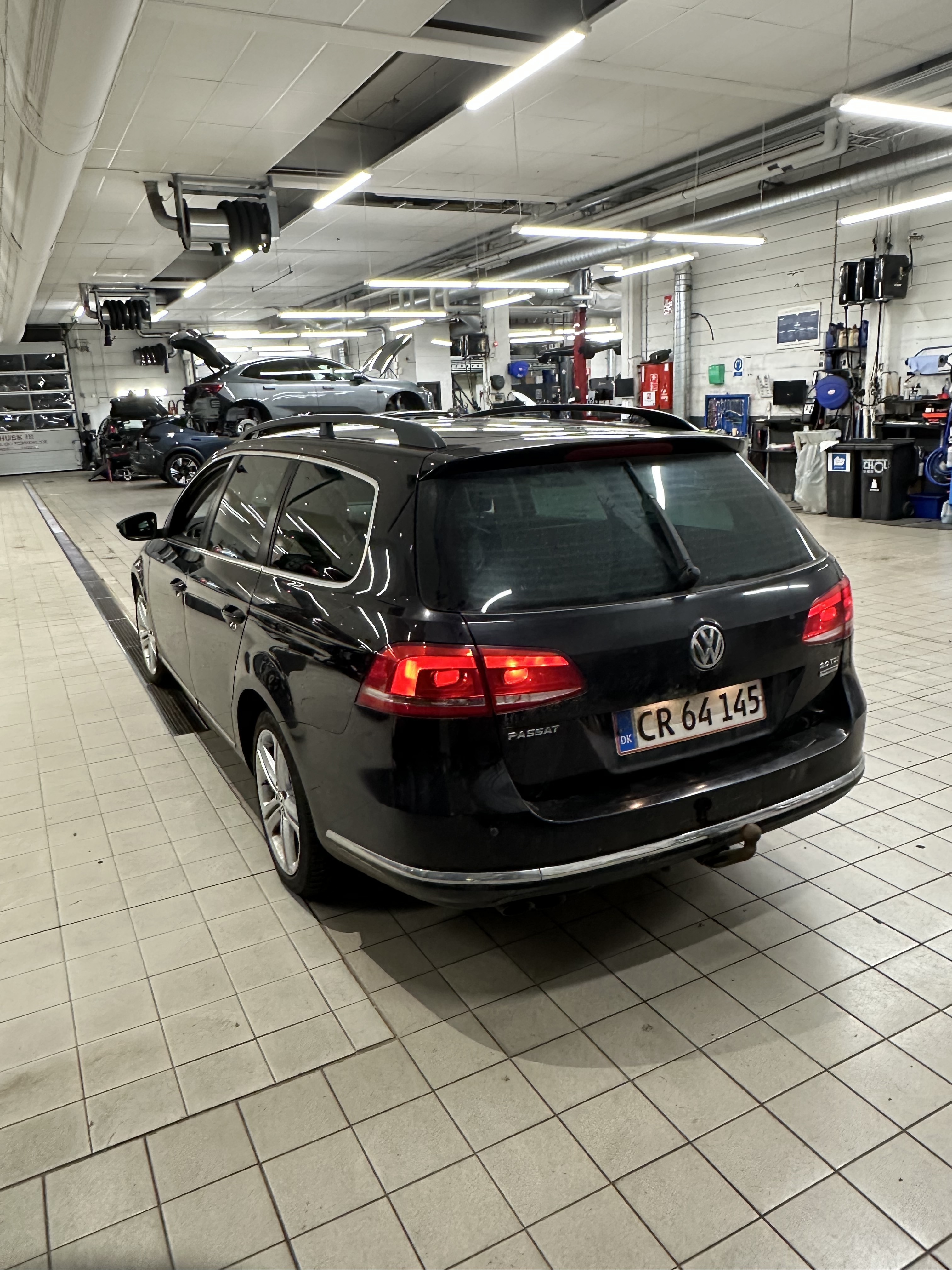 Sort VW Passat fra 2011