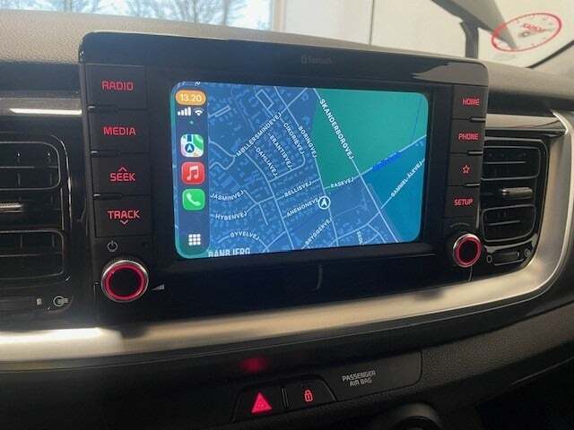 Grå Kia Stonic fra 2020