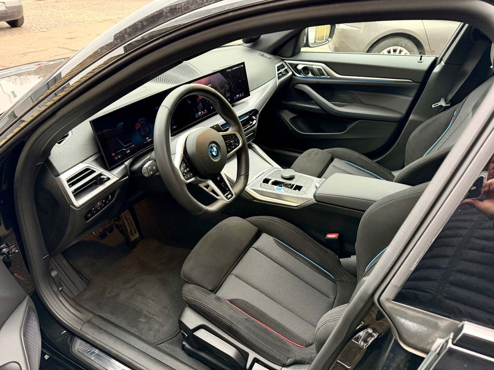 BMW i4 eDrive40 Fully Charged M-Sport