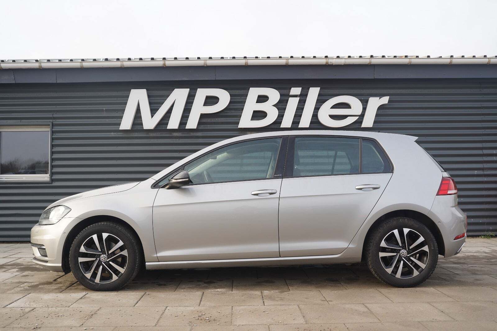 VW Golf VII 1,6 TDi 115 IQ.Drive DSG