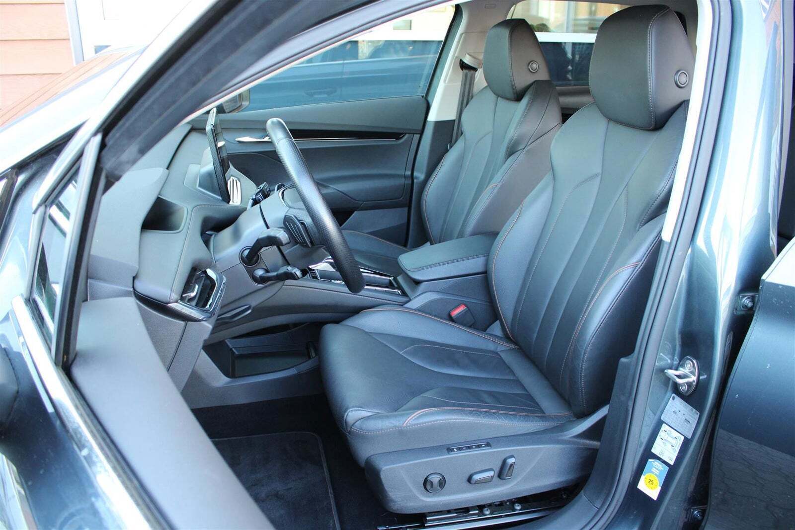 Skoda Enyaq 80 iV Suite