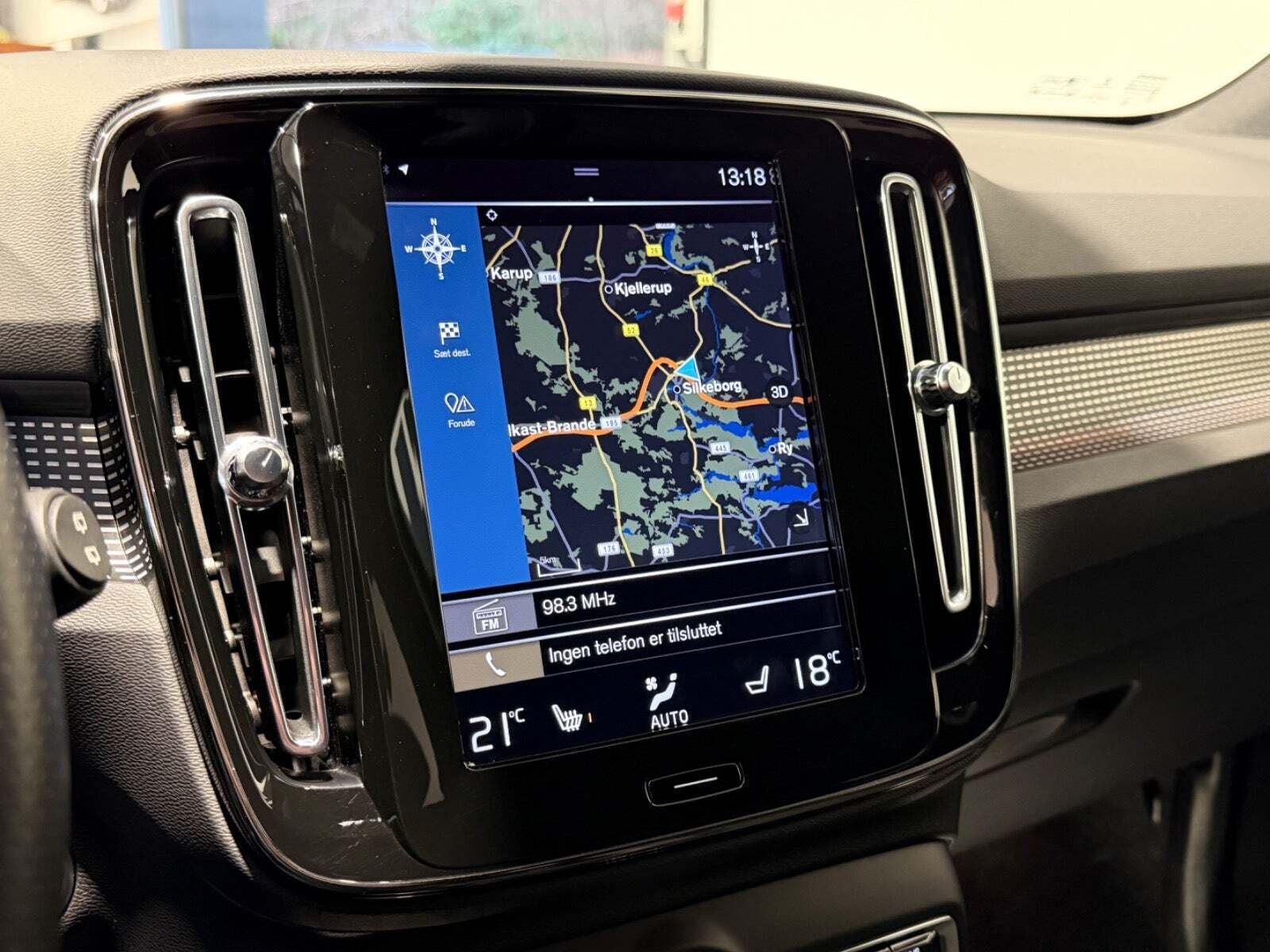 Hvid Volvo XC40 fra 2019