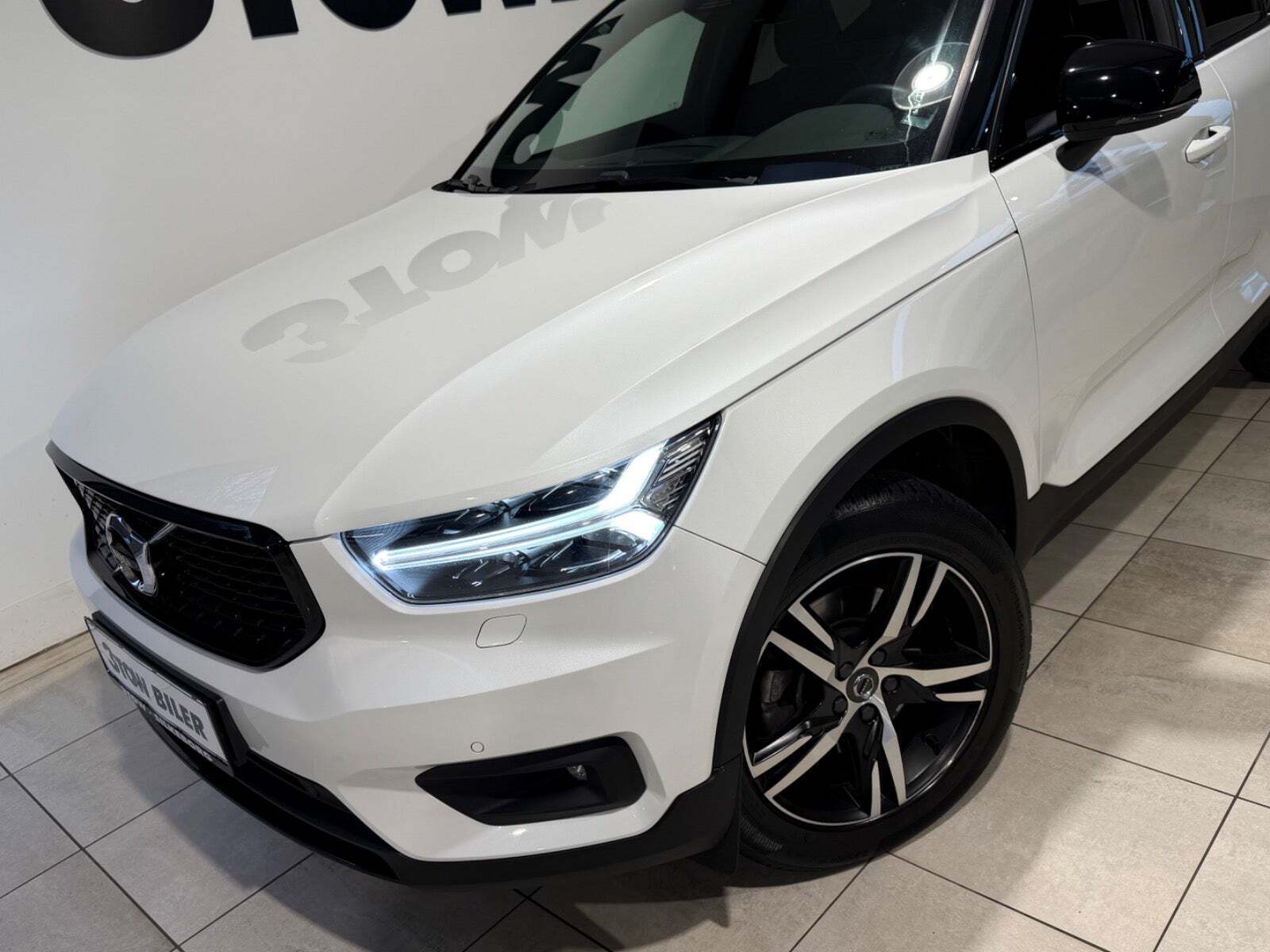 Hvid Volvo XC40 fra 2019