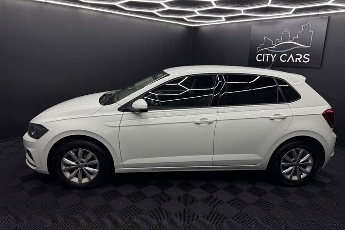 Hvid VW Polo fra 2019