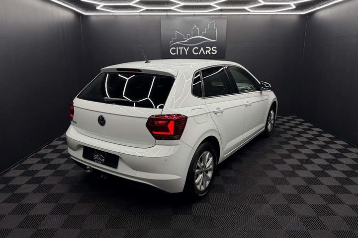 Hvid VW Polo fra 2019
