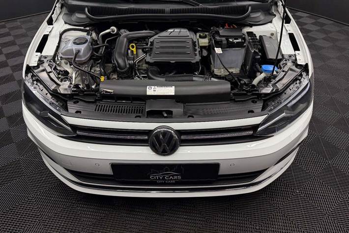 Hvid VW Polo fra 2019