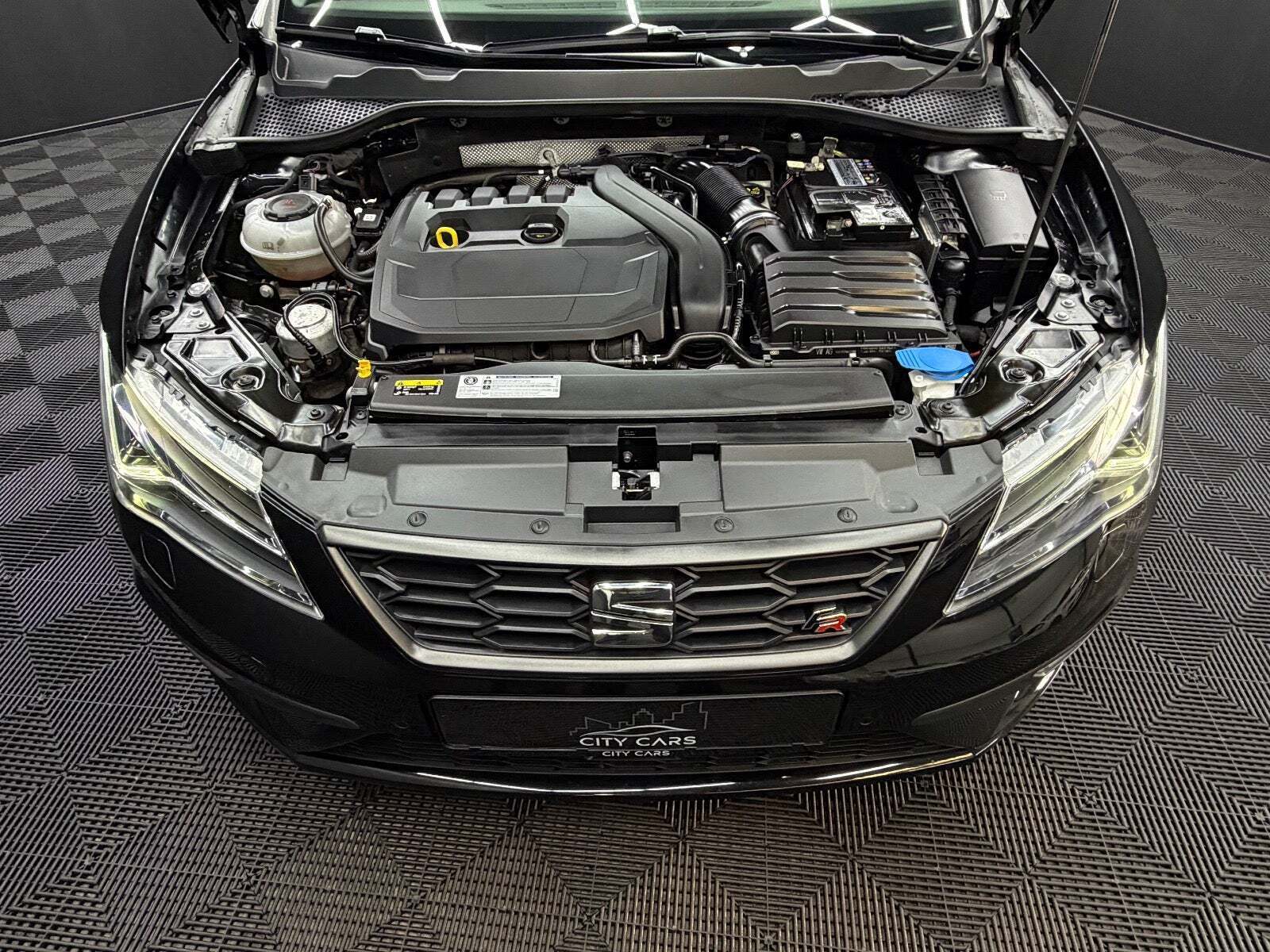 Sort Seat Leon fra 2020