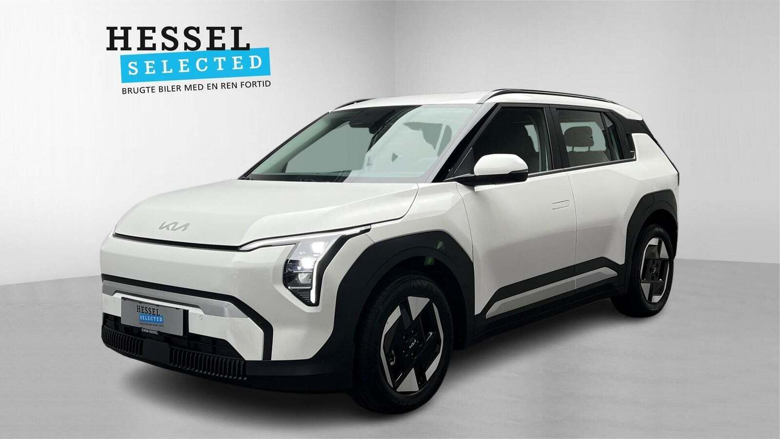 Hvid Kia EV3 fra 2025 set udefra