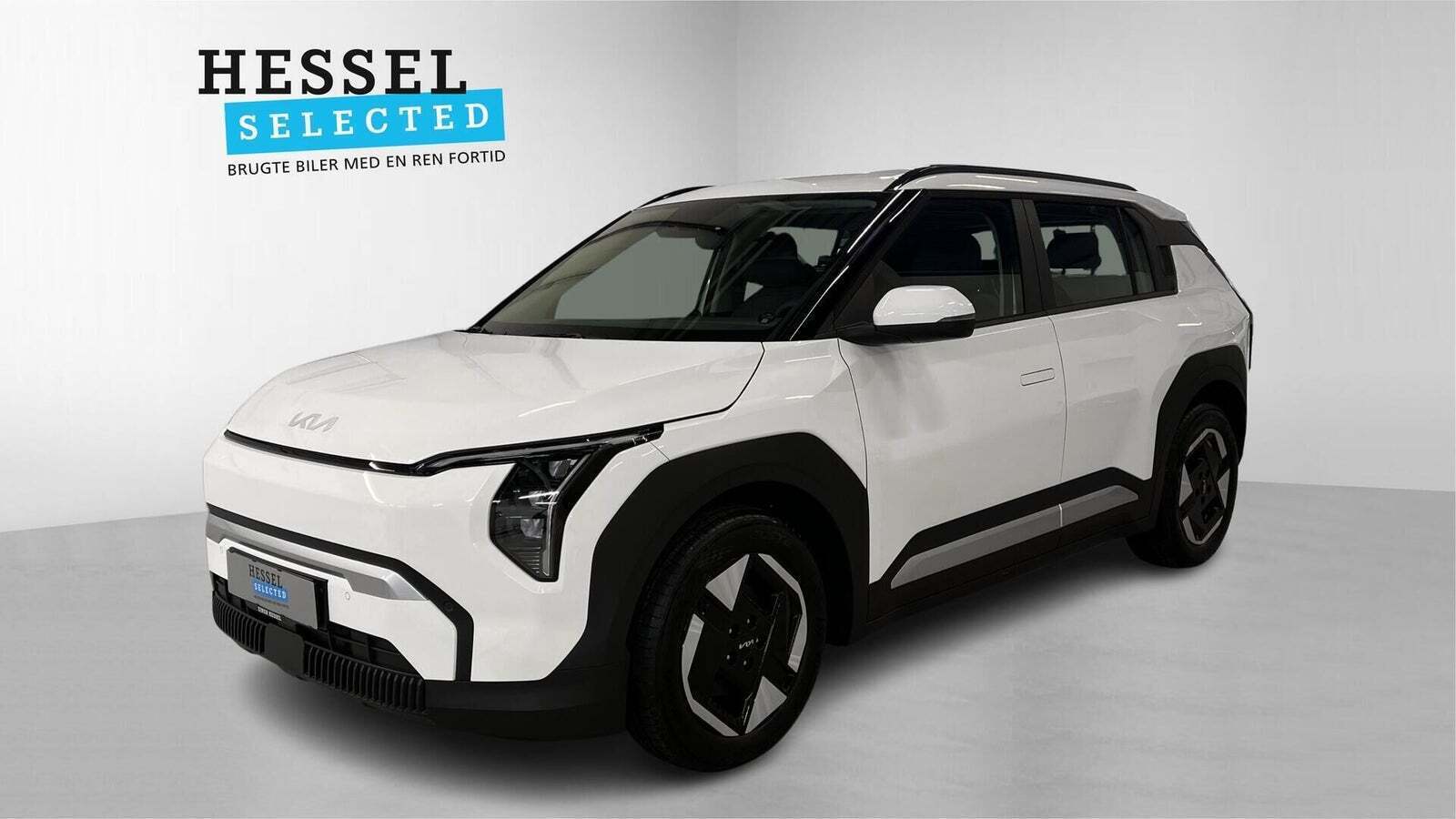 Hvid Kia EV3 fra 2025 set udefra