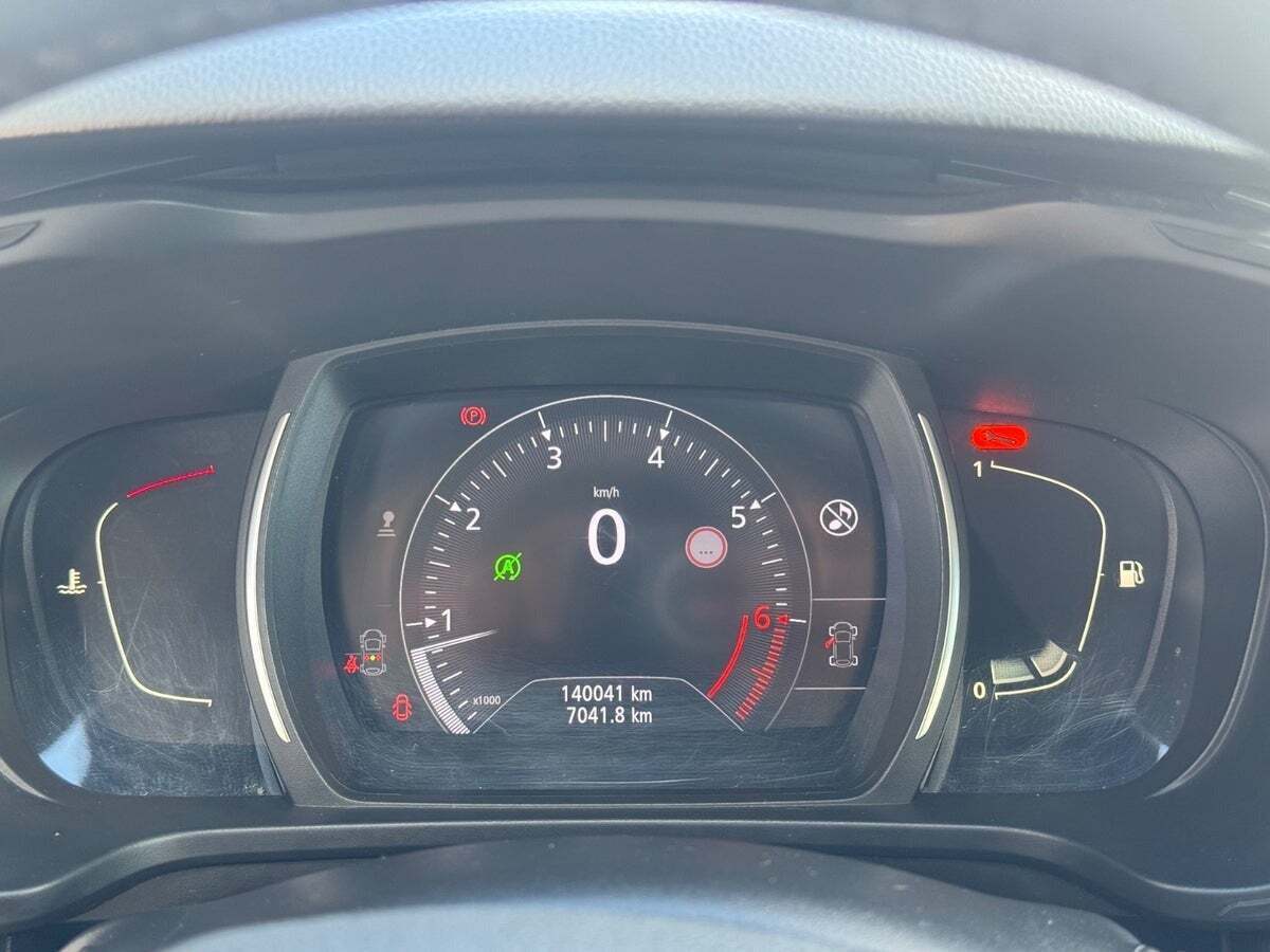 Grå Renault Kadjar fra 2018