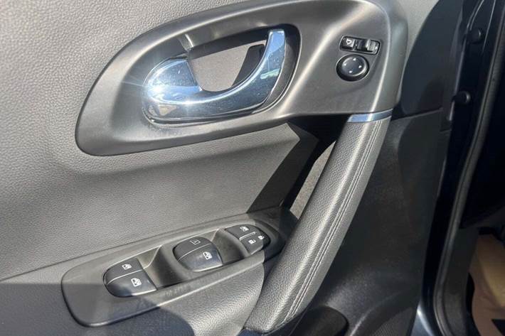 Grå Renault Kadjar fra 2018