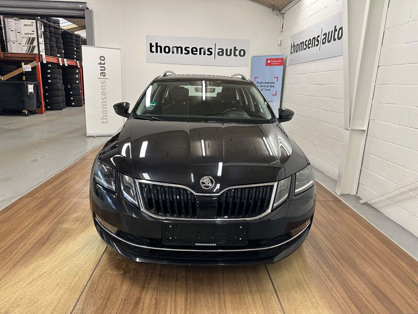 Sort Skoda Octavia fra 2020
