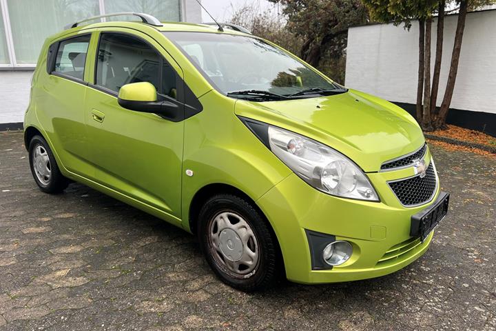 Grøn Chevrolet Spark fra 2012