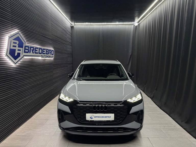 Audi Q4 e-tron 45 S-line