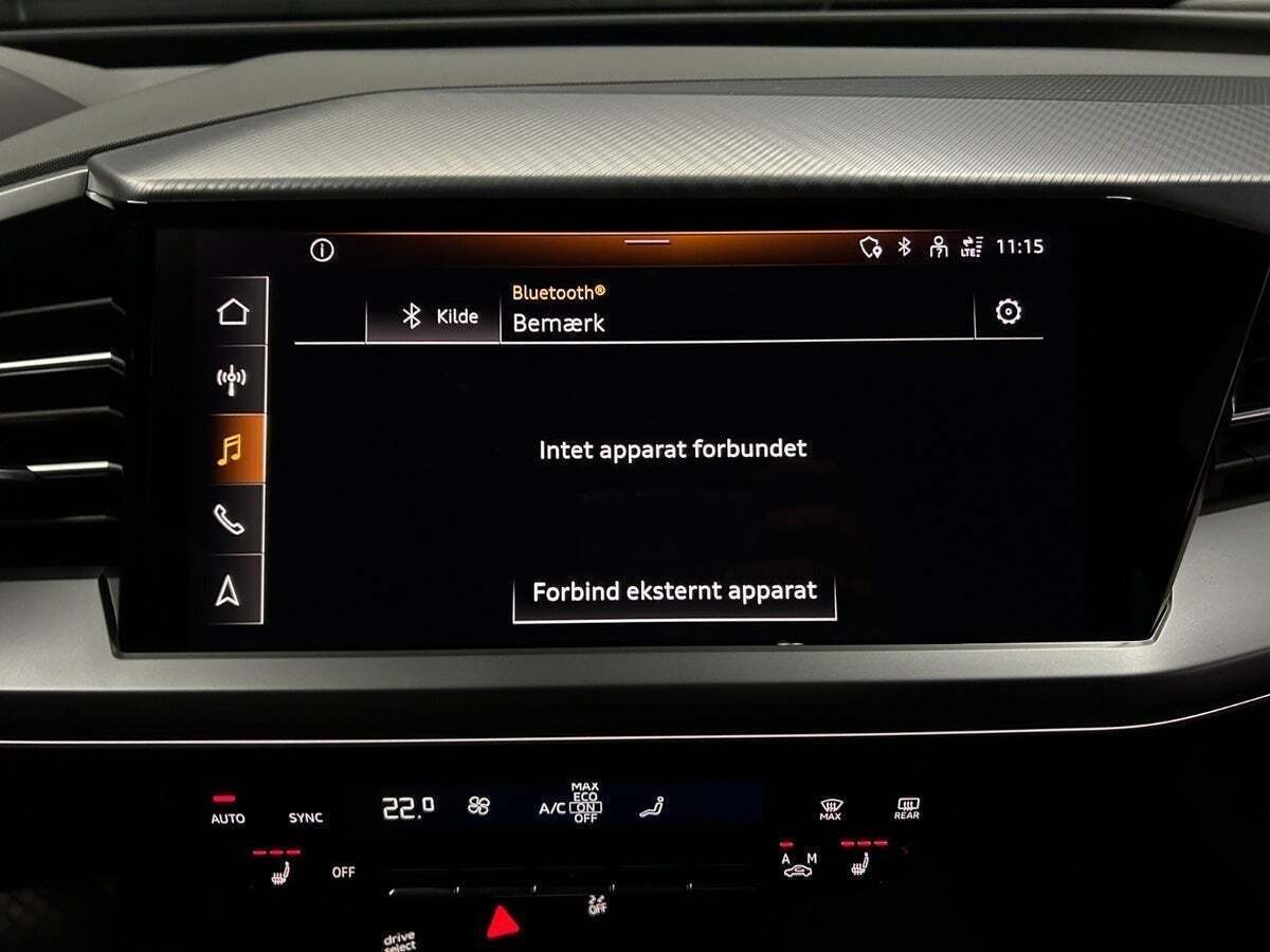 Grå Audi Q4 e-tron fra 2024