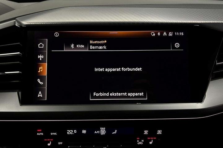 Grå Audi Q4 e-tron fra 2024