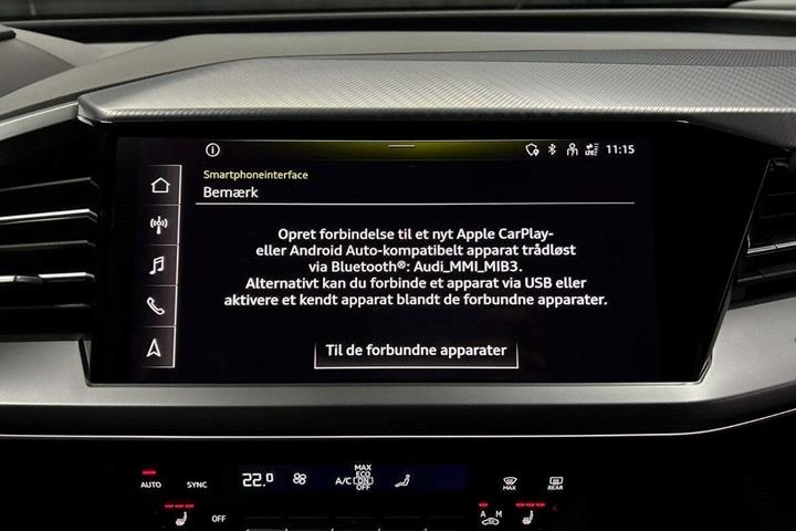 Grå Audi Q4 e-tron fra 2024