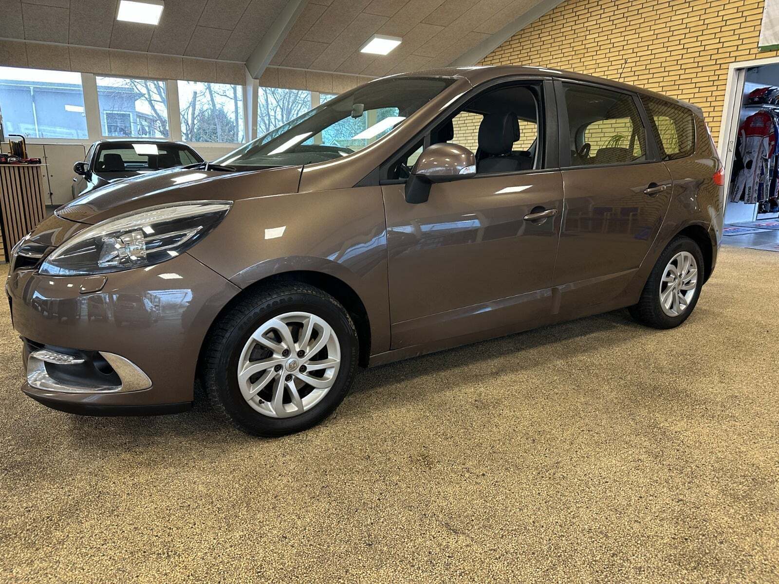 Renault Grand Scenic III 1,6 dCi 130 Dynamique 7prs