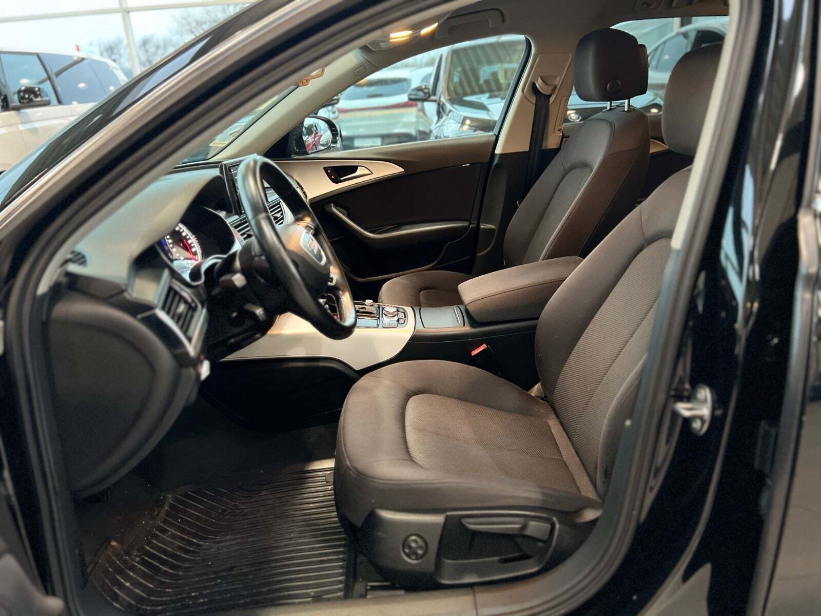 Audi A6 2,0 TDi 190 Ultra S-line Avant S-tr.