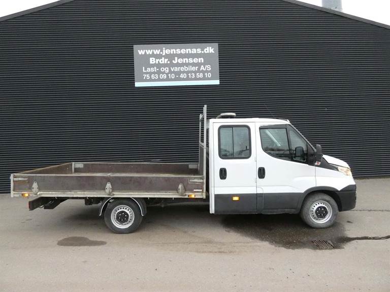 Iveco Daily 2,3 35S14 Mandskabsvogn m/lad