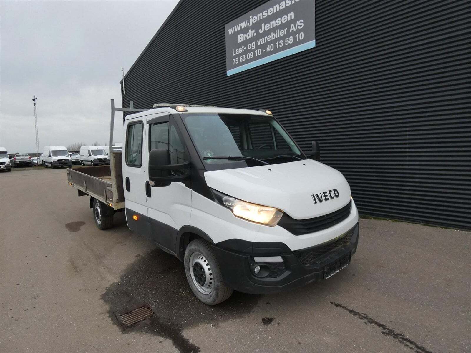 Iveco Daily 2,3 35S14 Mandskabsvogn m/lad