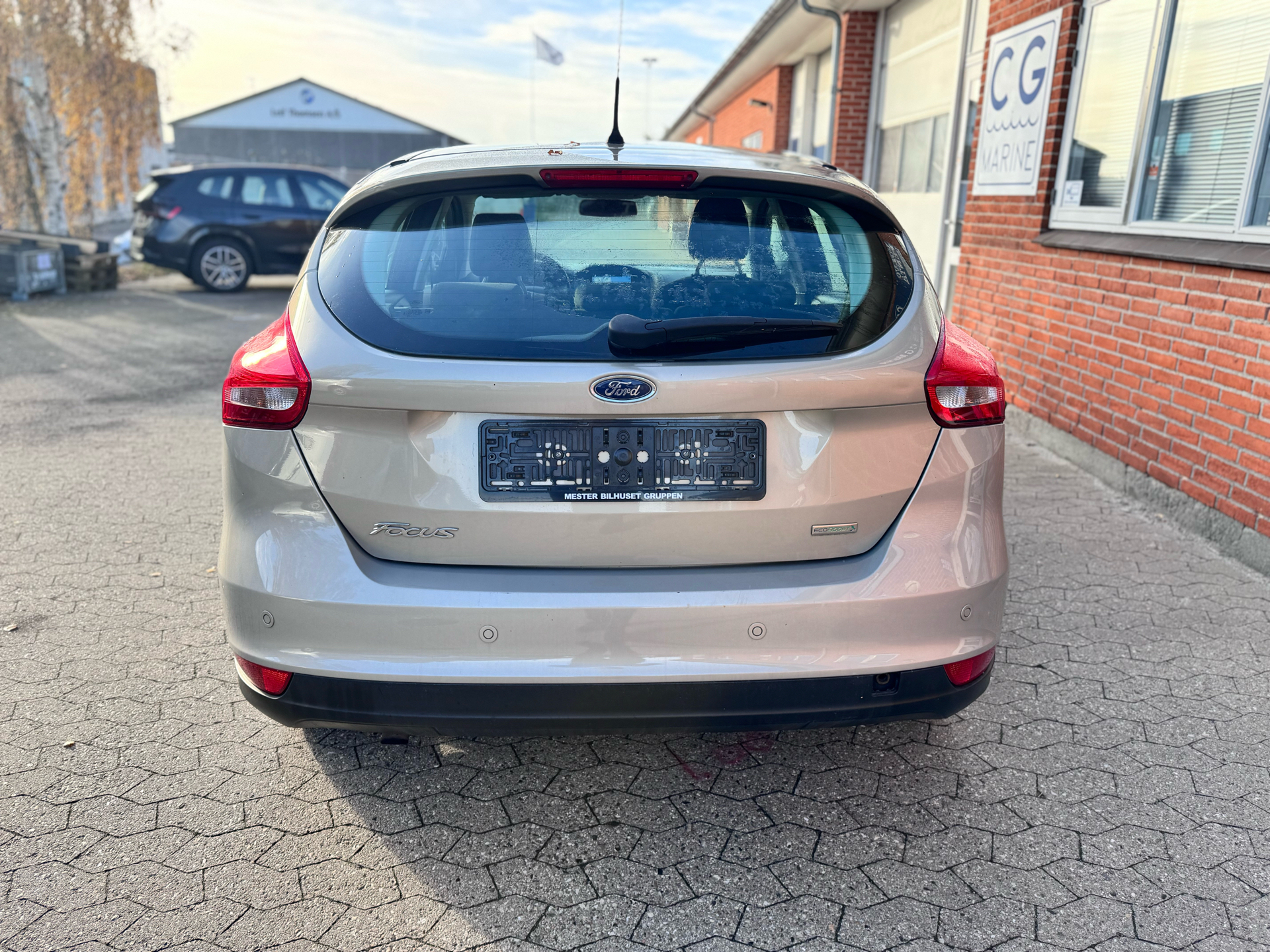 Brun Ford Focus fra 2016