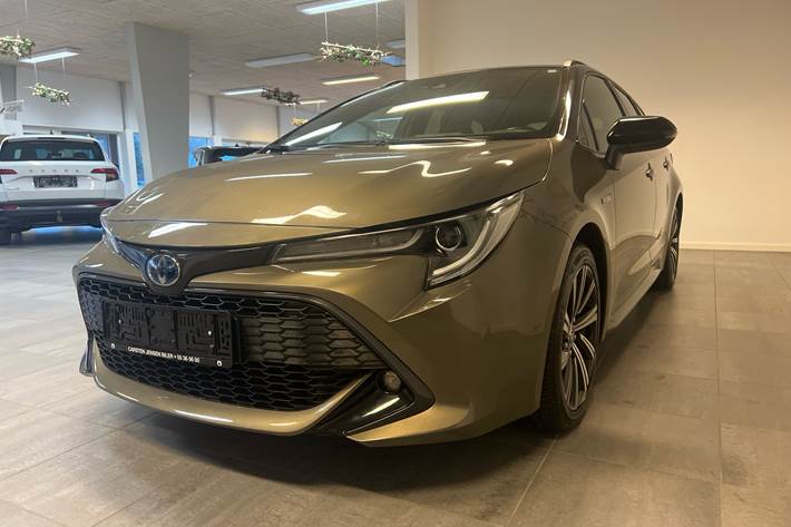 Grøn Toyota Corolla fra 2022