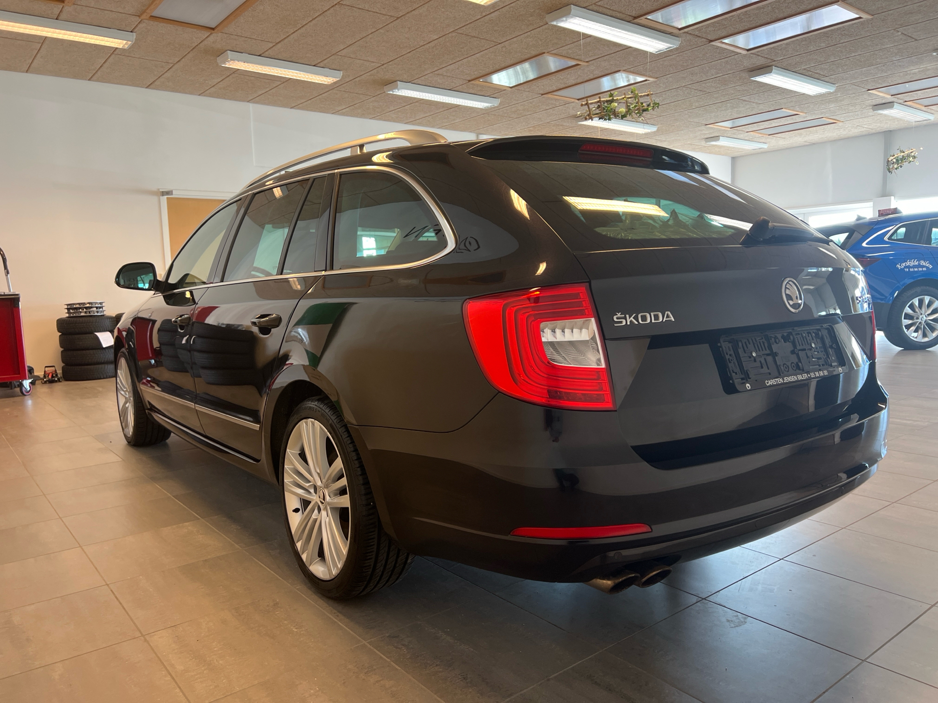 Skoda Superb 2,0 Combi TDI Common Rail DPF Elegance DSG 140HK Stc 6g Aut.