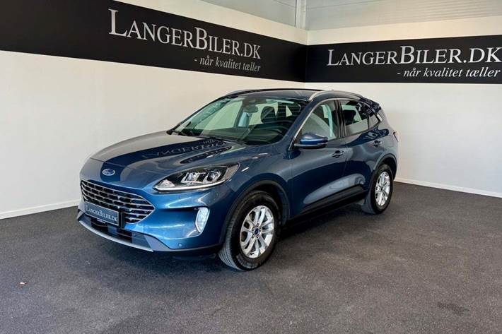 Blå Ford Kuga fra 2021