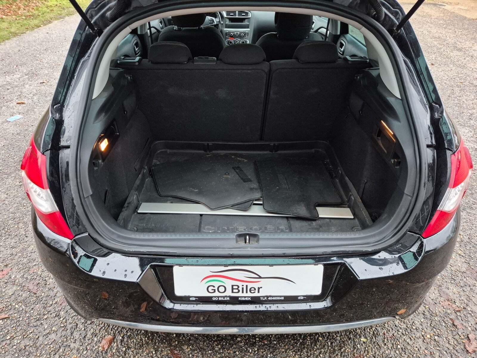 Grøn Citroën C4 fra 2011