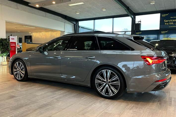 Grå Audi A6 fra 2024