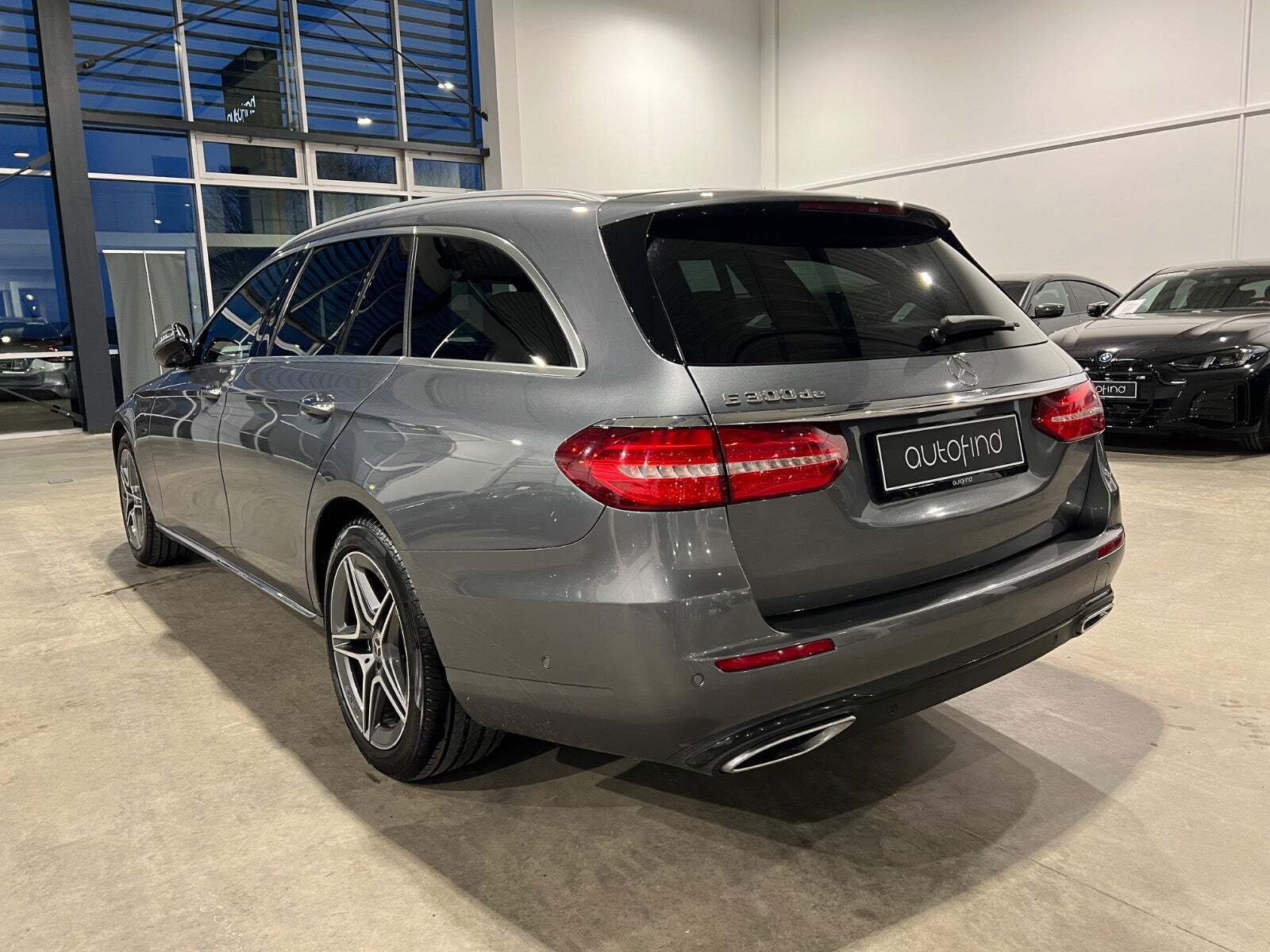 Mercedes E300 de 2,0 Advantage stc. aut.