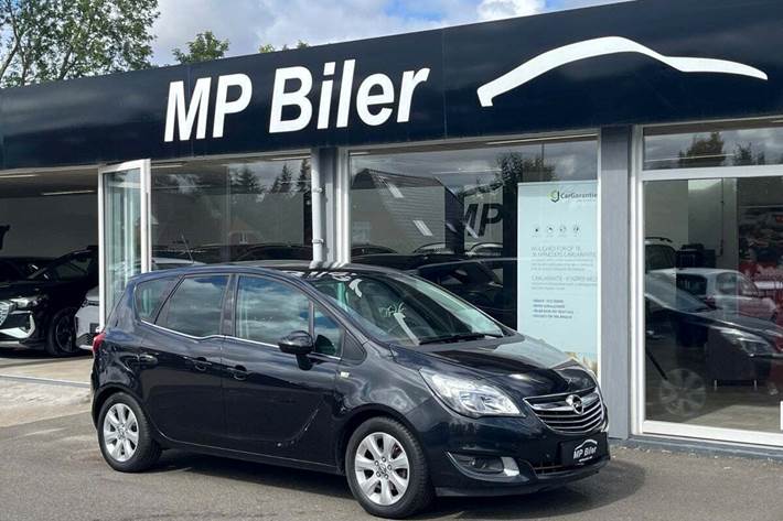 Sort Opel Meriva fra 2016