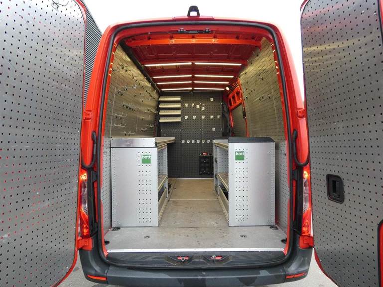 Mercedes Sprinter 317 2,0 CDi A2 Kassevogn aut. RWD