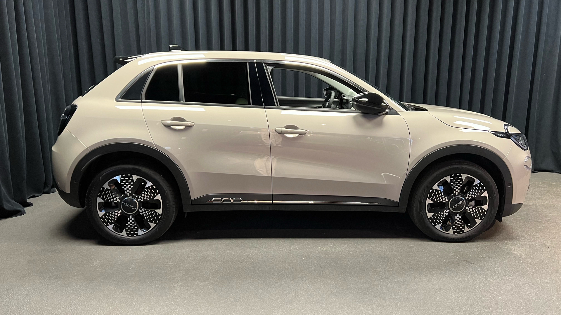 Fiat 600e EL La Prima 156HK 5d Aut.