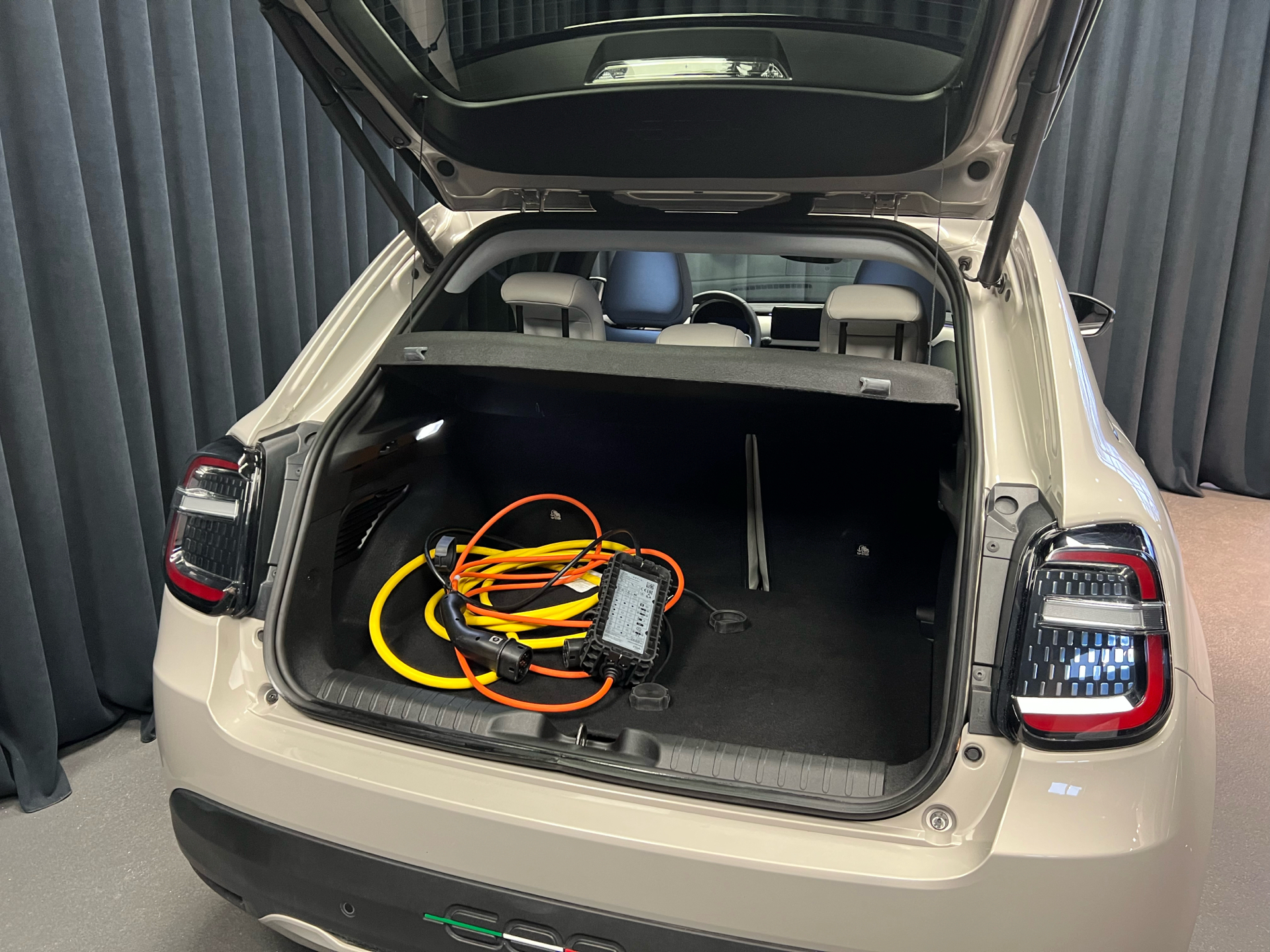 Fiat 600e EL La Prima 156HK 5d Aut.