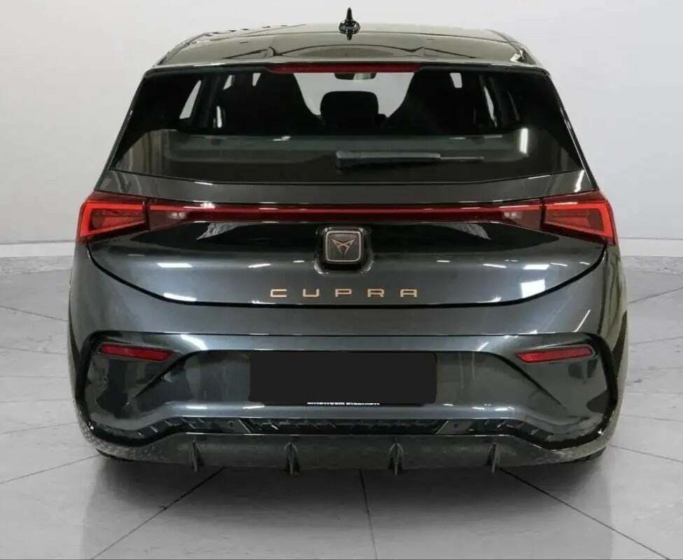 Cupra Born 77 e-Boost