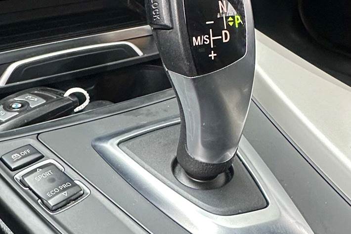 undefined BMW 320d fra 2016