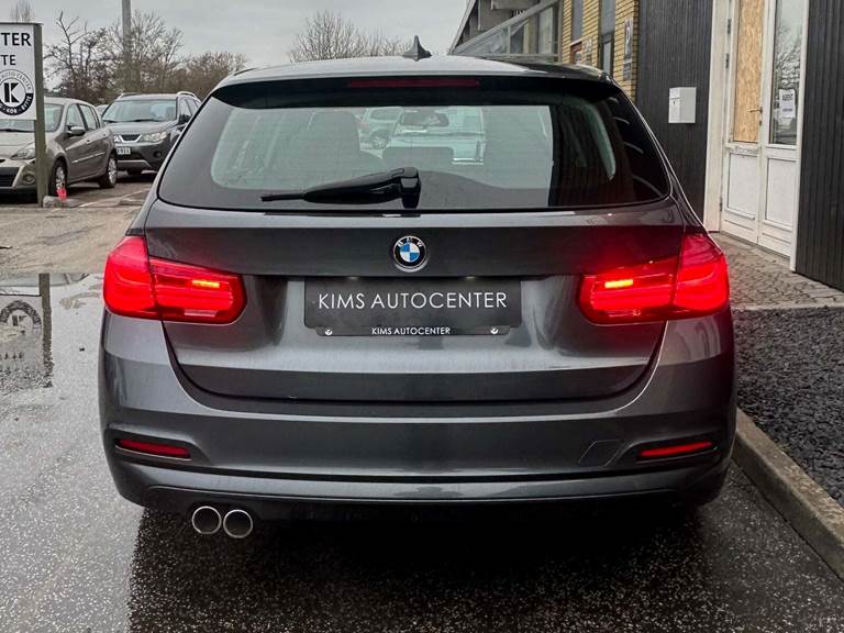 BMW 320d 2,0 Touring aut.