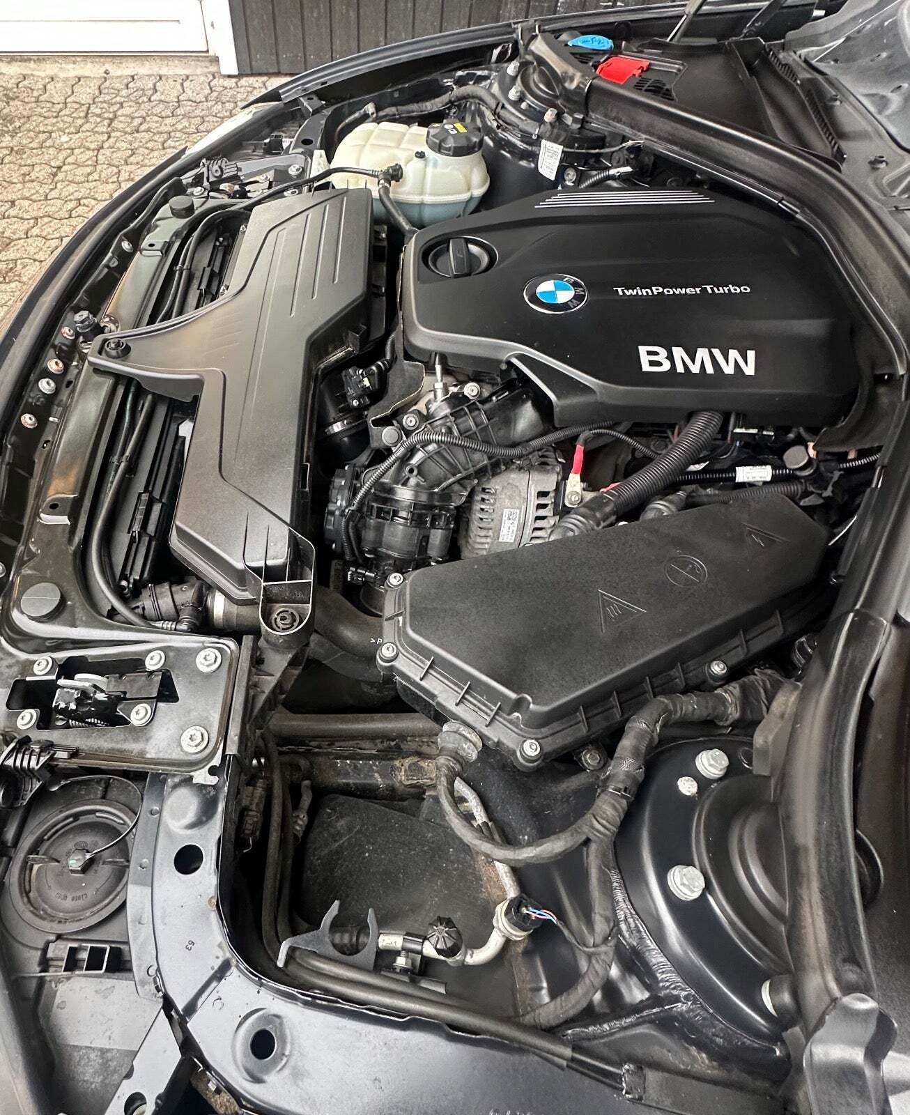 undefined BMW 320d fra 2016