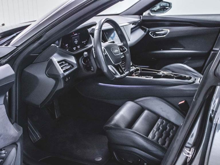 Audi e-tron GT quattro