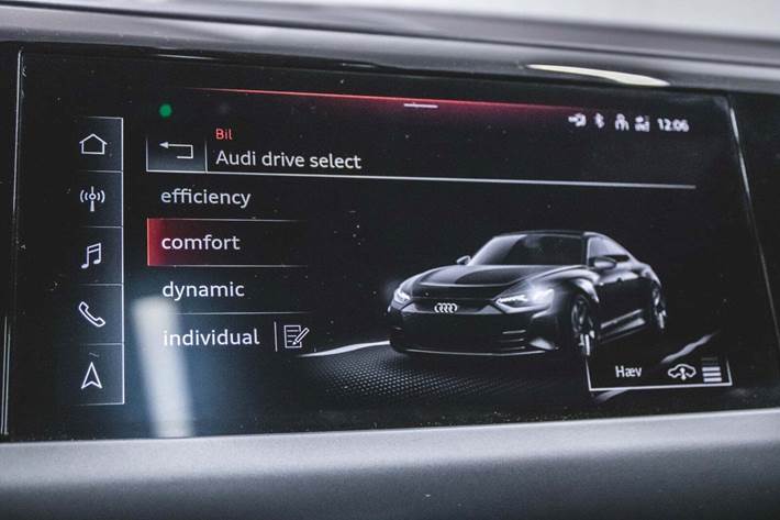 Grå Audi e-tron GT fra 2021