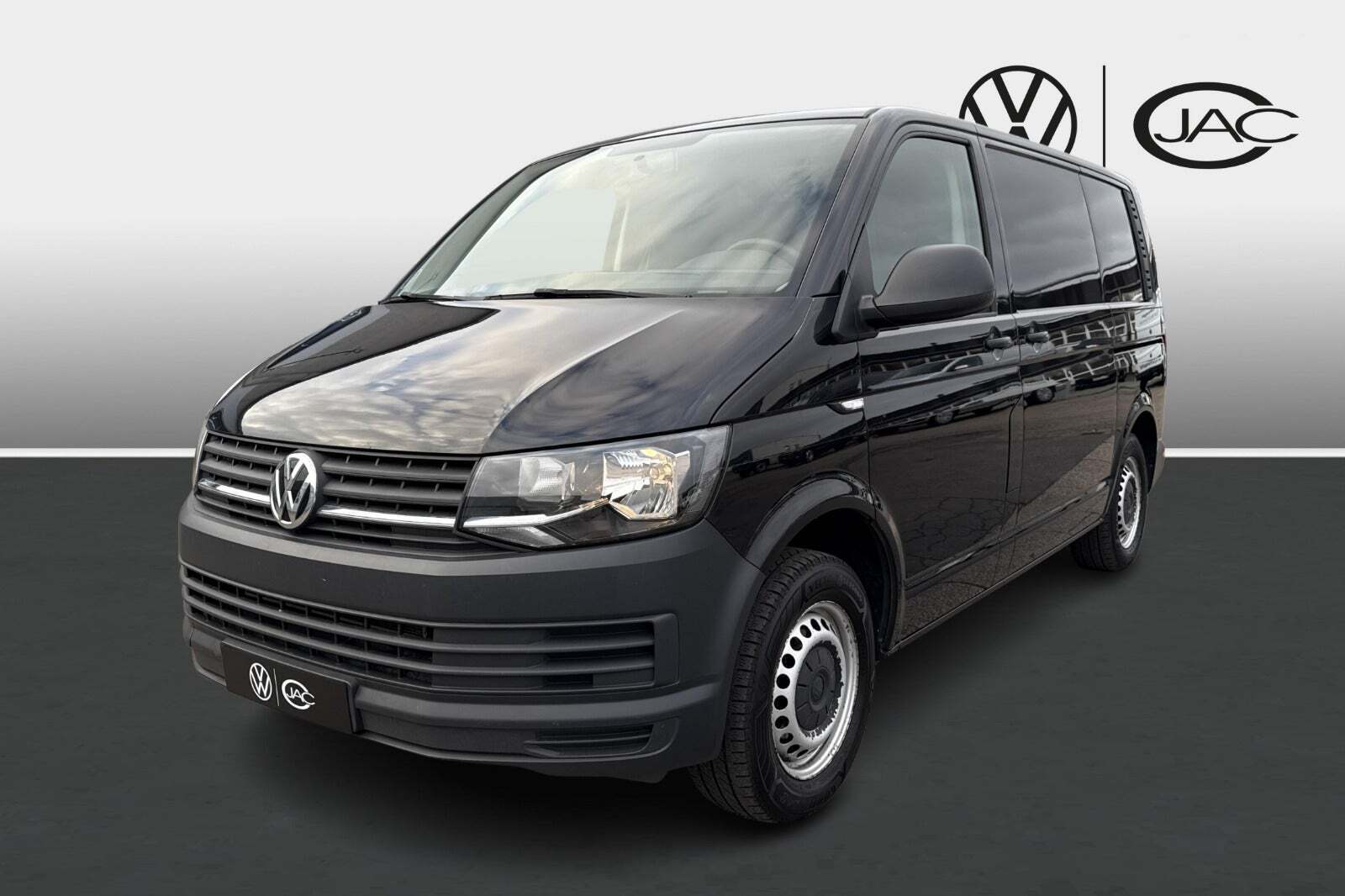 VW Transporter 2,0 TDi 150 Kassevogn DSG kort