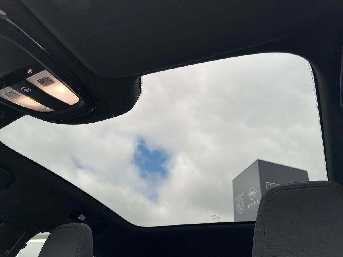 Sort Volvo C40 fra 2023